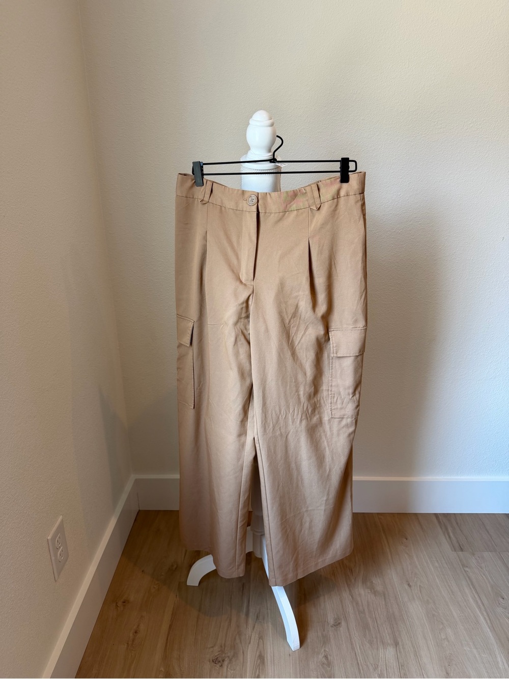 Laundry By Shelli Segal Womens  Cargo Pants in Tan Size L